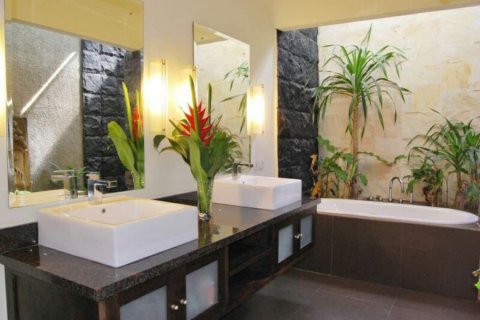 3 bedrooms Villa in Seminyak, Indonesia No. 23010 6