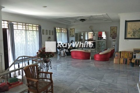 6 bedrooms House in Denpasar, Indonesia No. 23000 6