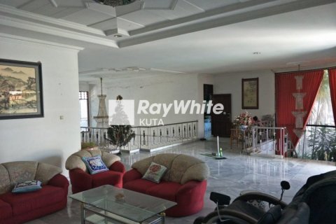 6 bedrooms House in Denpasar, Indonesia No. 23000 2