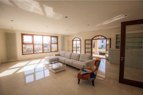 7 dormitorios House en Germasogeia, Cyprus No. 30820 7