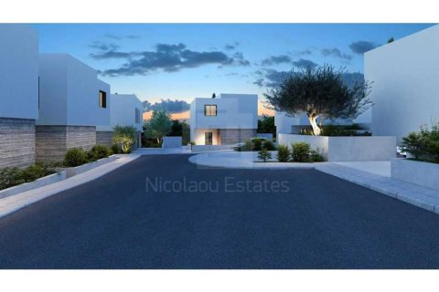 3 bedrooms House in Chloraka, Cyprus No. 30818 4