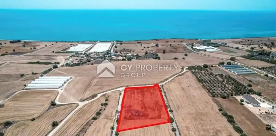 6509m² Land in Maroni, Cyprus No. 36410