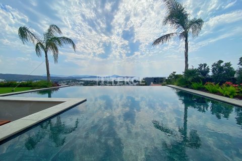 6+1 Villa in Bodrum, Turkey No. 17686 10