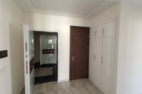 2+1 Apartment en Oba, Turkey No. 14769 26