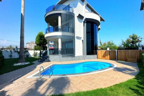 5 rooms Villa in Payallar, Turkey No. 21681 2