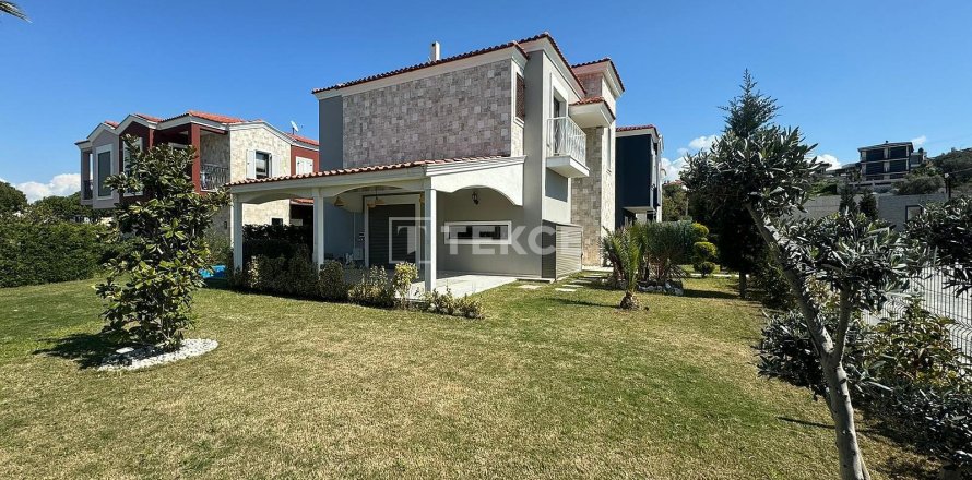 4+1 Villa in Kusadasi, Turkey No. 20701