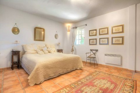 5 bedrooms Villa in Vence, France No. 67918 19