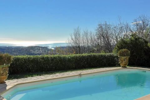 5 bedrooms Villa in Vence, France No. 67918 9