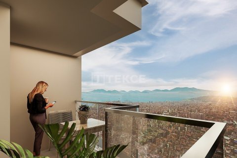 4+1 Apartment in Istanbul, Turkey No. 21384 8