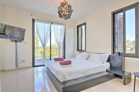 3 bedrooms Villa in Polis, Cyprus No. 28044 12