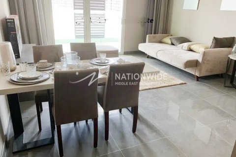 1 bedroom Apartment in Masdar City, UAE No. 3584 5