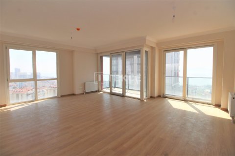 3+1 Apartment in Istanbul, Turkey No. 16662 17