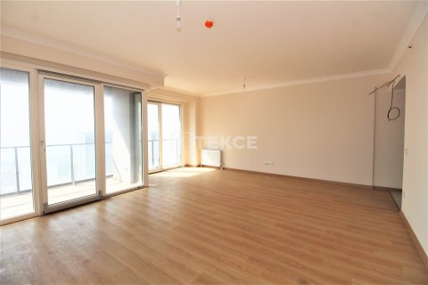 3+1 Apartment in Istanbul, Turkey No. 16662 16