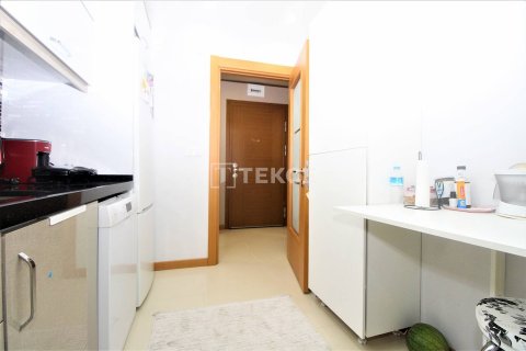 3+1 Apartment en Istanbul, Turkey No. 11497 9