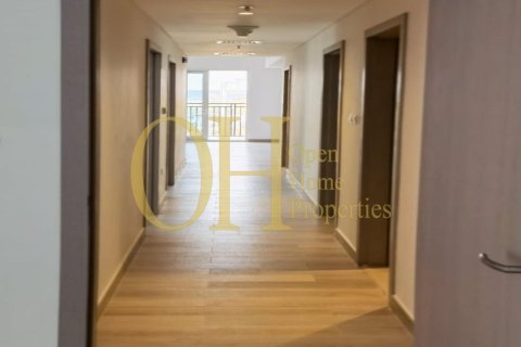 3 dormitorios Apartment en  Yas Island, UAE No. 8532 11