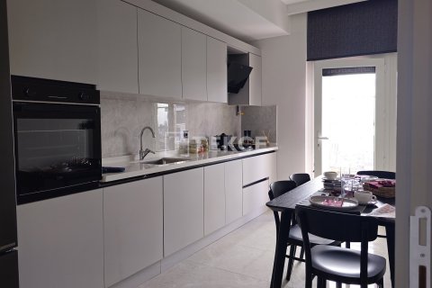 4+1 Apartment in Istanbul, Turkey No. 15586 17