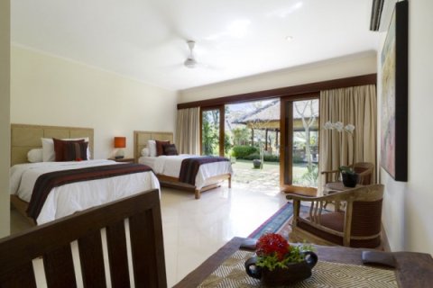 5 bedrooms Villa in Kerobokan, Indonesia No. 22882 25