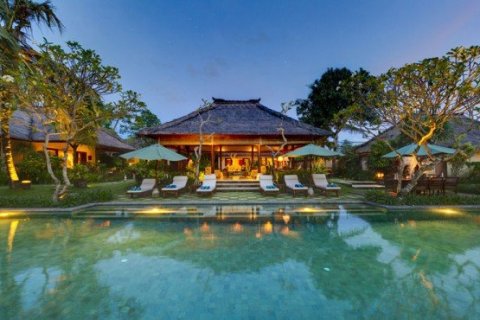 5 bedrooms Villa in Kerobokan, Indonesia No. 22882 30