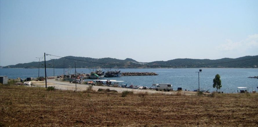 1400m² Land in Chalkidiki, Greece No. 60307