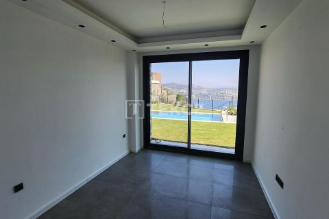 4+1 Villa in Bodrum, Turkey No. 13678 15