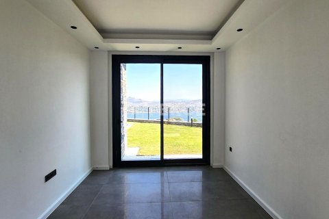 4+1 Villa in Bodrum, Turkey No. 13678 16