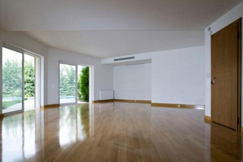 240m² Maisonette en Athens, Greece No. 59312 4