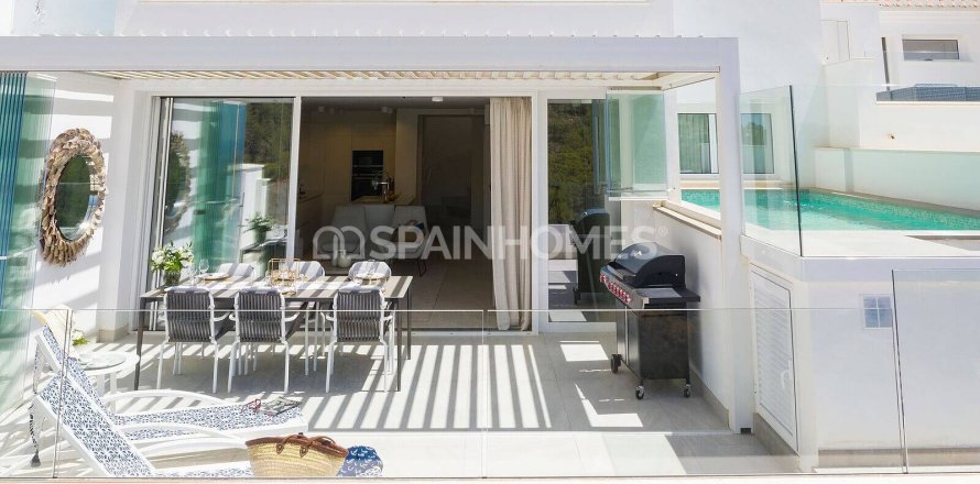 3 bedrooms Villa in Almunecar, Spain No. 26269