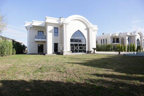 7+1 Villa à Dosemealti, Turkey No. 17683 2