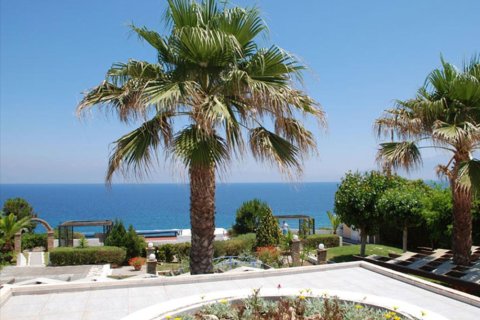 768m² Hotel en Peloponnese, Greece No. 49135 6