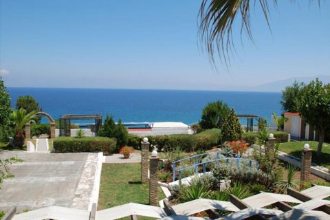 768m² Hotel en Peloponnese, Greece No. 49135 5