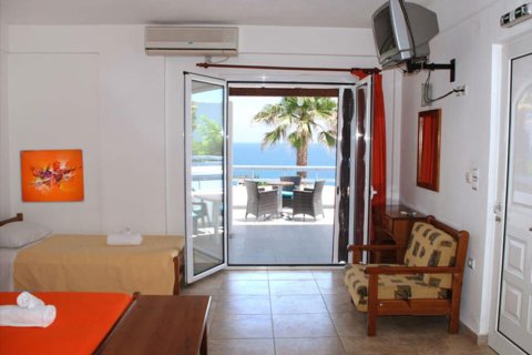 768m² Hotel à Peloponnese, Greece No. 49135 10