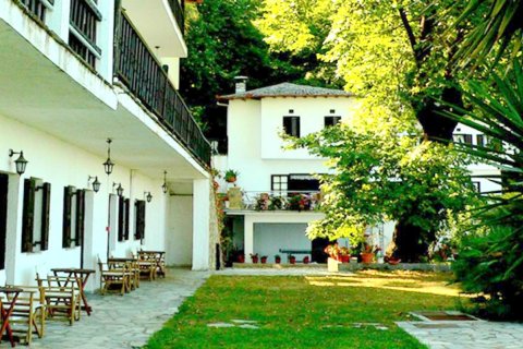 900m² Hotel in Thessaly, Greece No. 49134 1