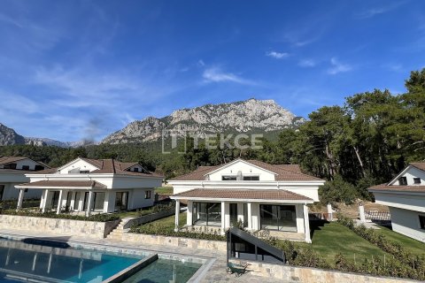 3+1 Villa in Kemer, Turkey No. 20817 3