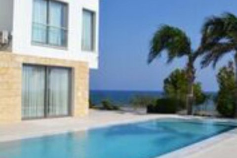 3 bedrooms Villa in Larnaca, Cyprus No. 50701 1