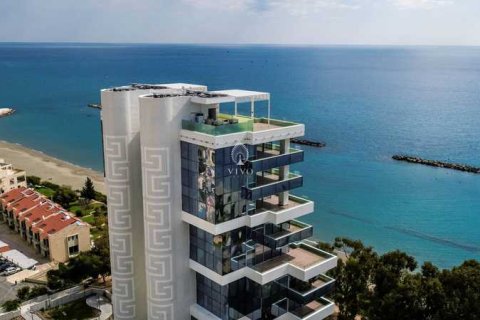 4 bedrooms Apartment in Agios Tychonas, Cyprus No. 77702 1