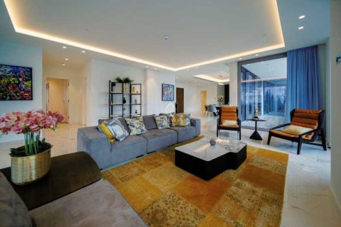 4 bedrooms Apartment in Agios Tychonas, Cyprus No. 77702 14