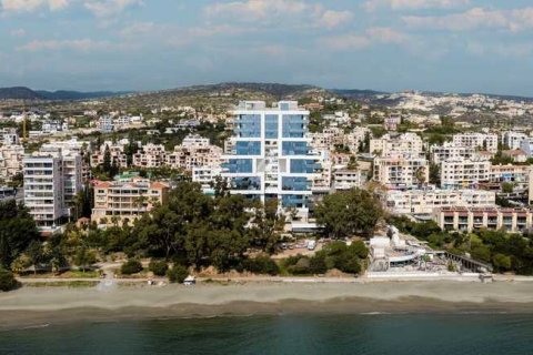 4 bedrooms Apartment in Agios Tychonas, Cyprus No. 77702 6
