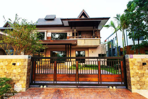 4 bedrooms House in Chiang Mai, Thailand No. 2230 1