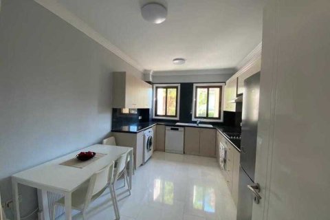 3 bedrooms Apartment in Pyrgos, Cyprus No. 34989 4