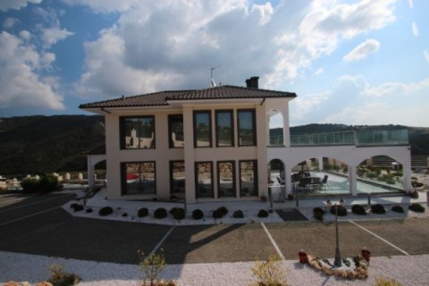 8 bedrooms Villa in Central Macedonia, Greece No. 52471 11