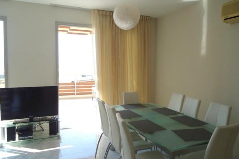 2 bedrooms Apartment in Limassol, Cyprus No. 50804 3