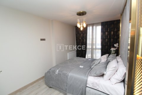 4+1 Apartment in Beylikduezue, Turkey No. 11224 6