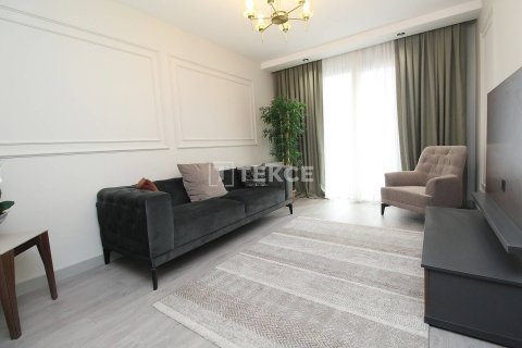 4+1 Apartment in Istanbul, Turkey No. 11227 8