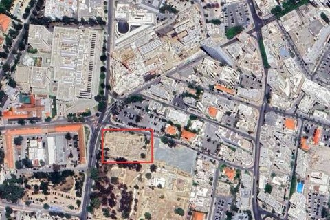 606m² Land in Nicosia, Cyprus No. 64532 1