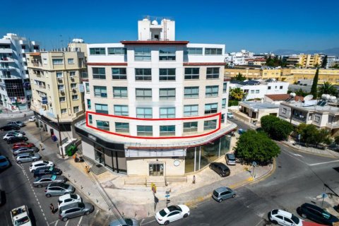 263m² Commercial property à Nicosia, Cyprus No. 47558 3