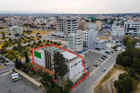 2028m² Commercial property en Nicosia, Cyprus No. 47557 4