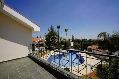 5 dormitorios House en Latsia, Cyprus No. 75969 16