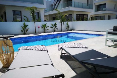 5 dormitorios House en Larnaca, Cyprus No. 75971 17