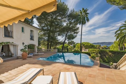 6 bedrooms Villa in Antibes, France No. 67330 10