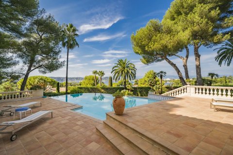 6 bedrooms Villa in Antibes, France No. 67330 6